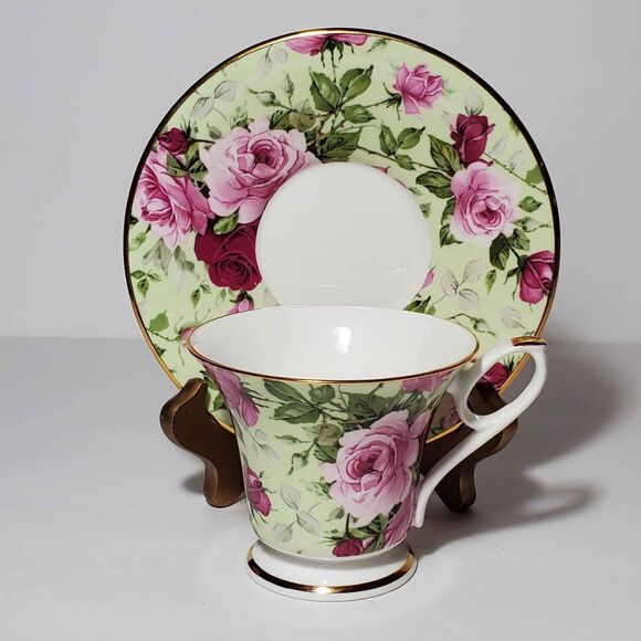 Royale Garden Teacup and Saucer Chintz Collection - Picture 4 of 7